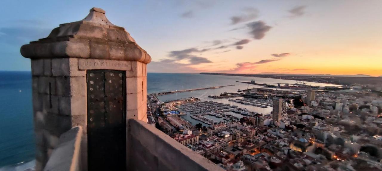 Donoso Cortes Apartment - Alicante Bagian luar foto